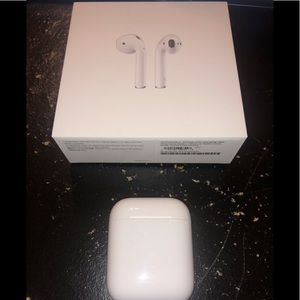 AirPods generation 2